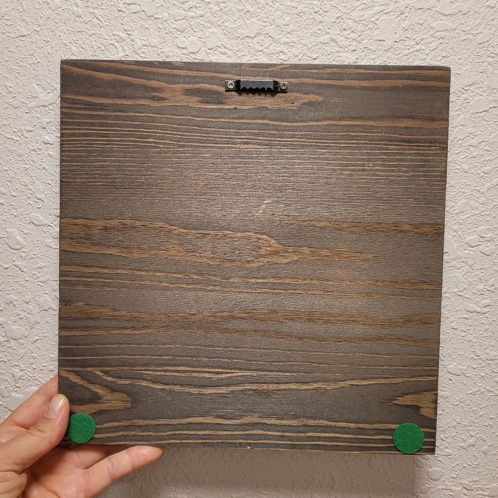 Wooden Arrowhead Sign - Picture 3 of 5